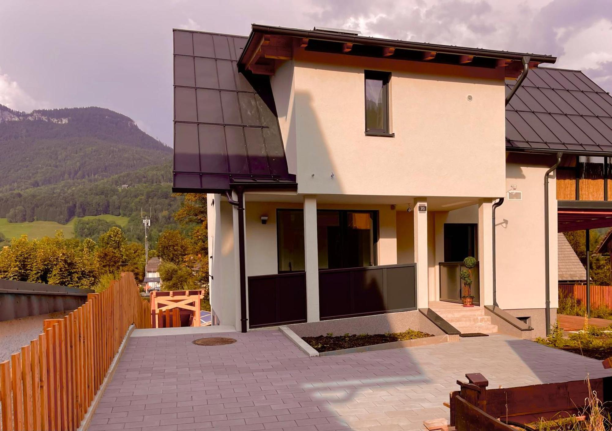 Mitzis Stubn Apartments - Bad Goisern - 24-Hour Self Check-In ภายนอก รูปภาพ
